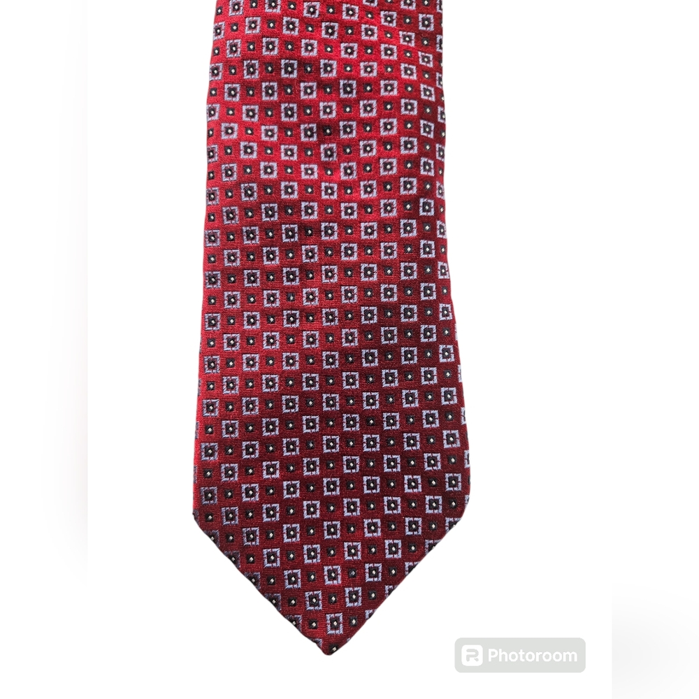HUGO BOSS Red With Gray & Black Foulard Silk Tie